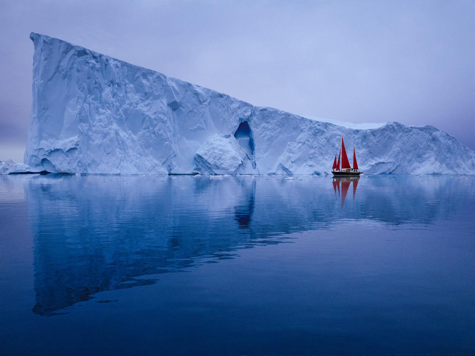 THE RED SHIP AND THE FROZEN WORLD